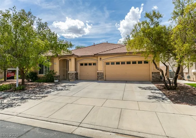 Photo 2 of Single family home for sale at 653 Bighorn Creek St, Henderson, NV 89002 | MLS# 2810078 | Listing updated on 2026-09-12