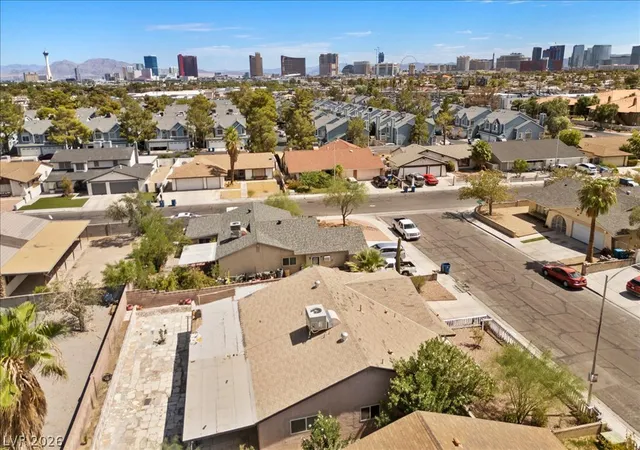 Photo 2 of Sale Pending at 5132 Springland St, Las Vegas, NV 89146 | MLS# 2811316 | Listing updated on 2026-10-05