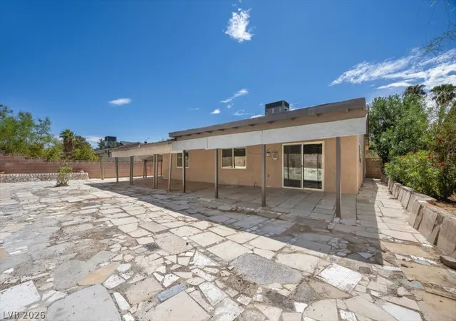Photo 4 of Sale Pending at 5132 Springland St, Las Vegas, NV 89146 | MLS# 2811316 | Listing updated on 2026-10-05
