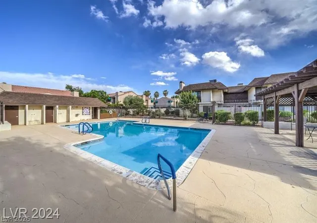 Photo 2 of Townhouse for sale at 4376 Shortleaf St, Las Vegas, NV 89119 | MLS# 2810293 | Listing updated on 2026-09-29