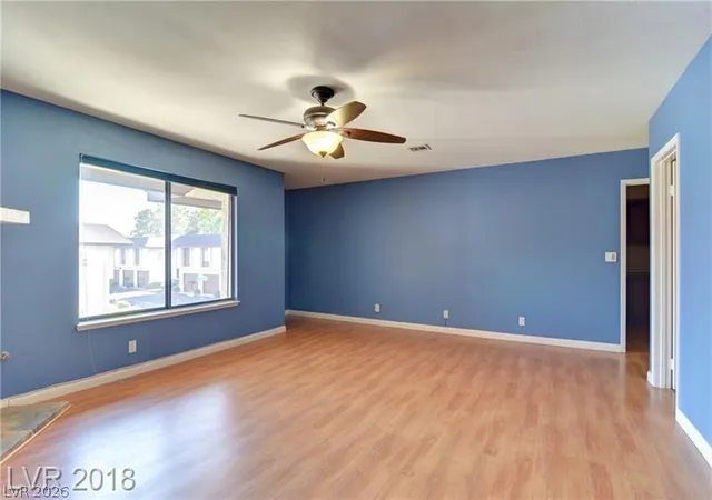 Photo 4 of Townhouse for sale at 4376 Shortleaf St, Las Vegas, NV 89119 | MLS# 2810293 | Listing updated on 2026-09-29