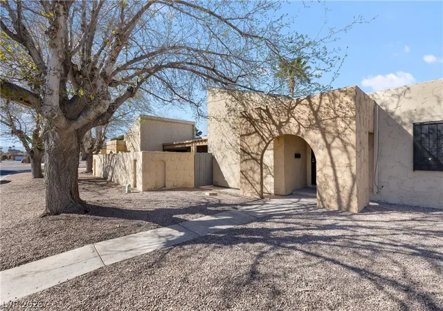 Photo 3 of Townhouse for sale at 4304 Devlin Green Ct, Las Vegas, NV 89110 | MLS# 2811403 | Listing updated on 2026-09-08
