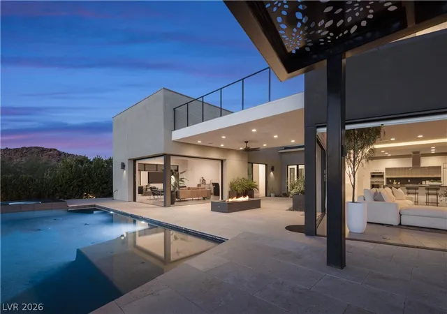 Photo 1 of Single family home for sale at 2192 Overlook Canyon Ln, Henderson, NV 89052 | MLS# 2811376 | Listing updated on 2026-09-03