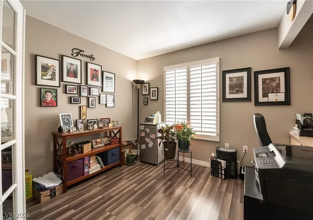 Listing Photo 4 - Condo for sale in building located at 8452 Boseck Dr, Las Vegas, NV 89145 - Unit #123