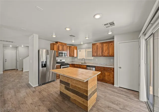 Photo 3 of Single family home for sale at 5304 Country Retreat Ct, Las Vegas, NV 89131 | MLS# 2811482 | Listing updated on 2026-10-01