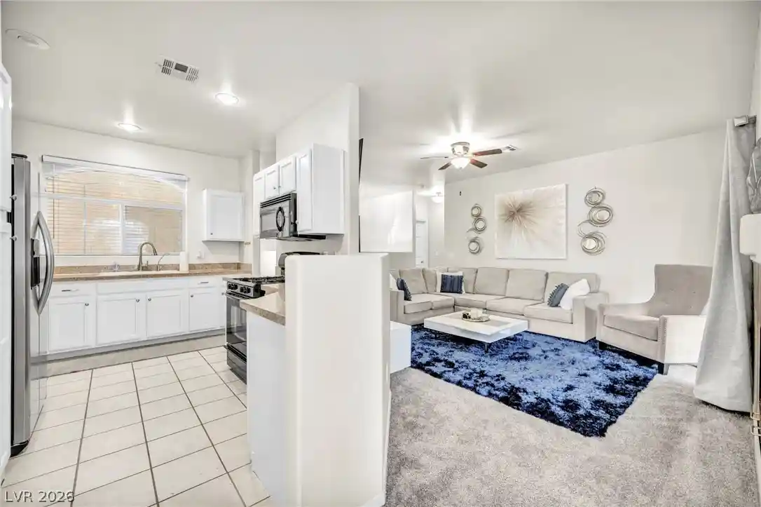 Listing Photo 2 - Condo for sale in 8709 Red Rio Dr located at 8709 Red Rio Dr, Las Vegas, NV 89128 - Unit #203