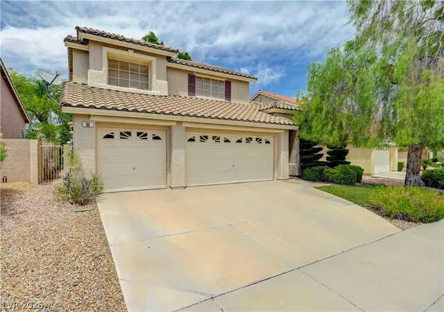 Photo 4 of Single family home for sale at 33 Staghorn St, Henderson, NV 89012 | MLS# 2811587 | Listing updated on 2026-10-03
