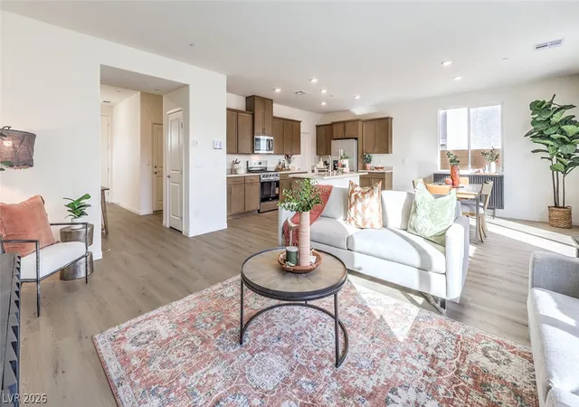 Photo 4 of Single family home for sale at 561 Ivory Peacock Ct, Henderson, NV 89011 | MLS# 2811354 | Listing updated on 2026-09-12