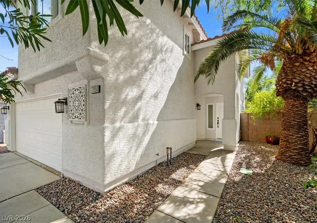 Photo 3 of Single family home for sale at 7050 Wine River Dr, Las Vegas, NV 89119 | MLS# 2808842 | Listing updated on 2026-09-17