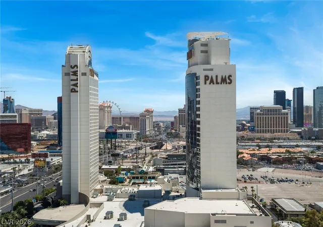 Listing Photo 2 - Condo for sale in building located at 4381 W Flamingo Rd, Las Vegas, NV 89103 - Unit #2412