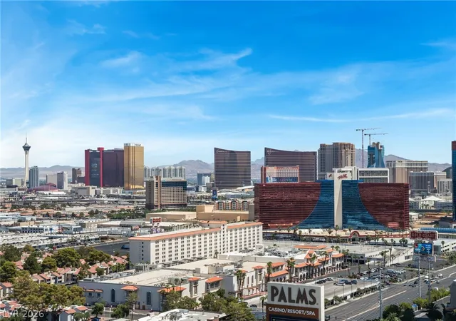 Listing Photo 4 - Condo for sale in building located at 4381 W Flamingo Rd, Las Vegas, NV 89103 - Unit #2412
