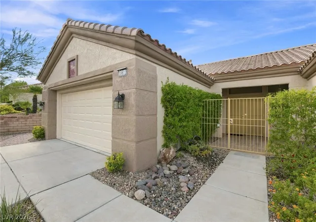 Photo 3 of Single family home for sale at 10612 Clear Meadows Dr, Las Vegas, NV 89134 | MLS# 2810102 | Listing updated on 2026-09-02