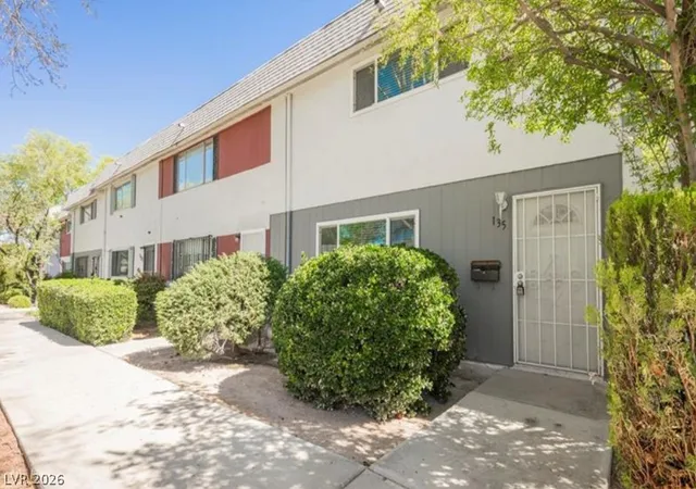 Photo 1 of Sale Pending at 135 Greenbriar Townhouse Wy, Las Vegas, NV 89121 | MLS# 2811827 | Listing updated on 2026-09-04