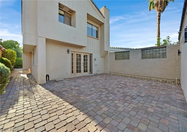 Photo 2 of Single family home for sale at 3031 E Bel Air Dr, Las Vegas, NV 89109 | MLS# 2811670 | Listing updated on 2026-10-05