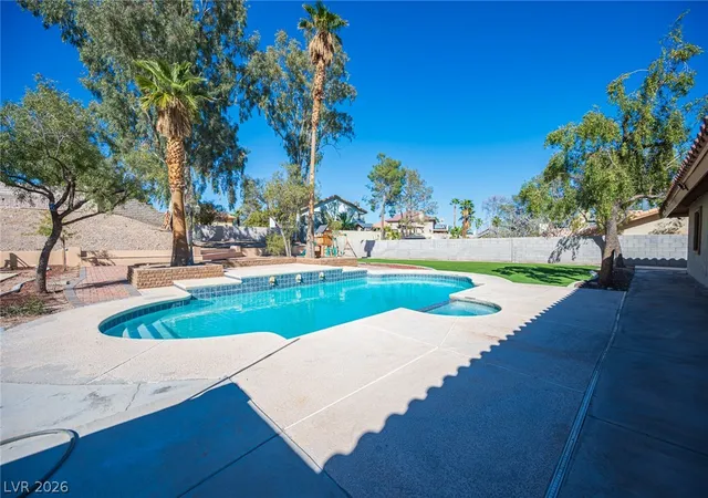 Photo 3 of Single family home for sale at 7100 King Solomons Ct, Las Vegas, NV 89117 | MLS# 2811959 | Listing updated on 2026-09-05
