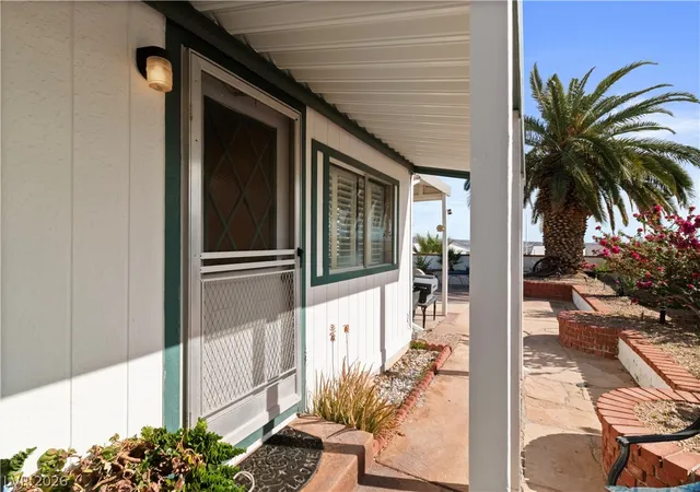 Photo 4 of Manufactured home for sale at 1655 Granada St, Laughlin, NV 89029 | MLS# 2812105 | Listing updated on 2026-09-21