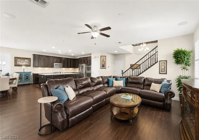 Photo 4 of Single family home for sale at 2808 Shadows Edge Ct, Henderson, NV 89052 | MLS# 2812031 | Listing updated on 2026-09-11