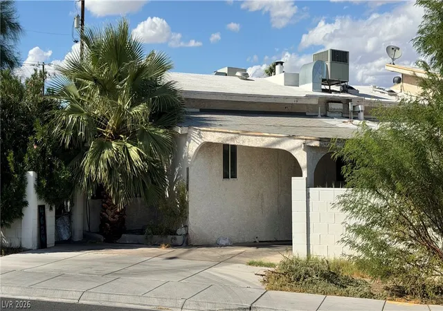 Photo 1 of Single family home for sale at 4624 E Desert Inn Rd, Las Vegas, NV 89121 | MLS# 2812069 | Listing updated on 2026-09-22
