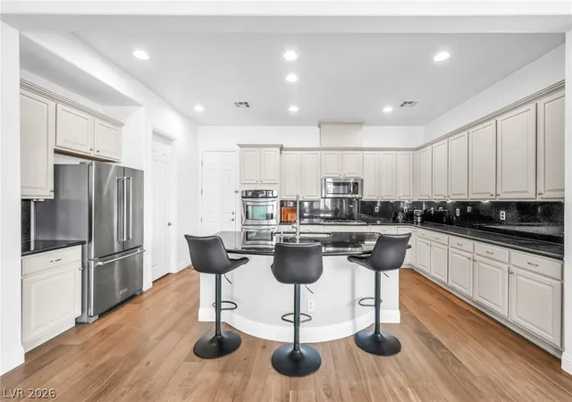 Photo 3 of Single family home for sale at 7850 Carolyn Lee St, Las Vegas, NV 89131 | MLS# 2812159 | Listing updated on 2026-09-19