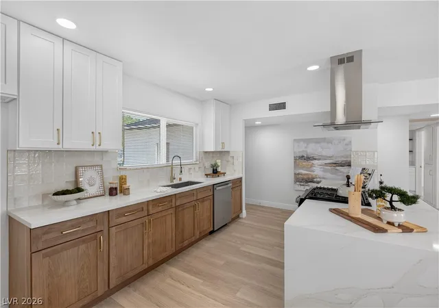 Photo 3 of Sale Pending at 1400 Greenbare Dr, Las Vegas, NV 89110 | MLS# 2812174 | Listing updated on 2026-09-04