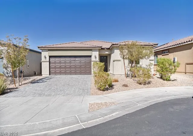 Photo 1 of Single family home for sale at 7915 N Pearly Ct, North Las Vegas, NV 89084 | MLS# 2812178 | Listing updated on 2026-10-04
