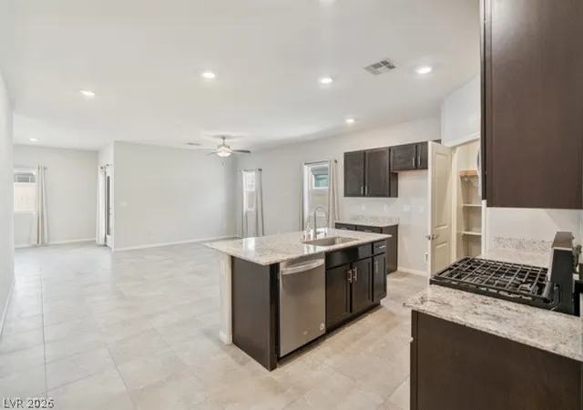Photo 3 of Single family home for sale at 7915 N Pearly Ct, North Las Vegas, NV 89084 | MLS# 2812178 | Listing updated on 2026-10-04