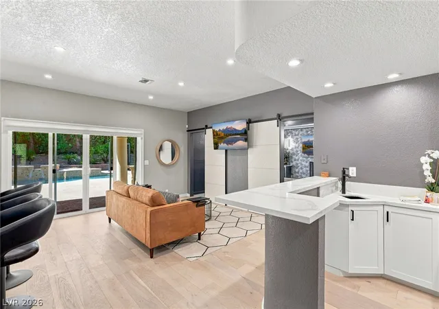 Photo 3 of Single family home for sale at 17 Quail Run Rd, Henderson, NV 89014 | MLS# 2811818 | Listing updated on 2026-09-03