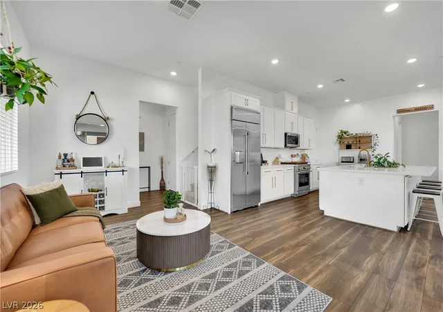 Photo 3 of Single family home for sale at 120 Barclay Heights Ave, Henderson, NV 89015 | MLS# 2812302 | Listing updated on 2026-09-04