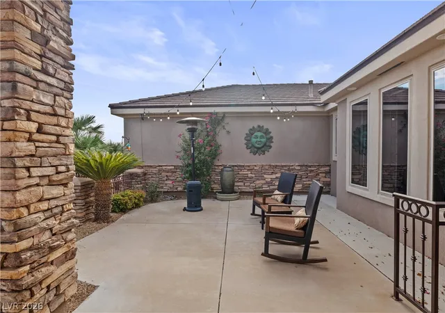 Photo 3 of Mansion for sale at 201 W Delamar Dr, Henderson, NV 89015 | MLS# 2811691 | Listing updated on 2026-09-10