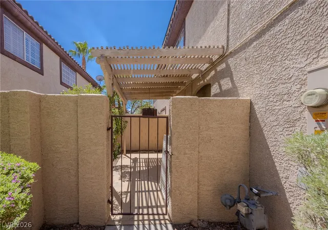 Photo 2 of Townhouse for sale at 2605 Glen Green Ave, Henderson, NV 89074 | MLS# 2812411 | Listing updated on 2026-09-05