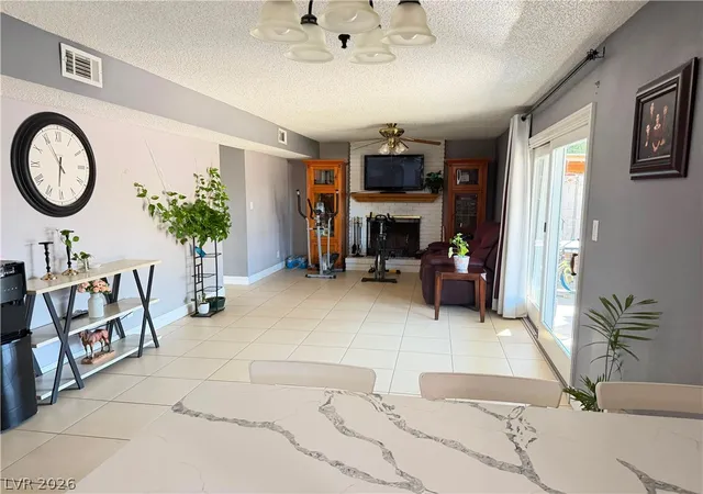 Photo 4 of Sale Pending at 4028 Cherokee Ave, Las Vegas, NV 89121 | MLS# 2812451 | Listing updated on 2026-09-04