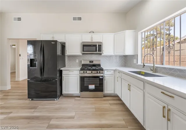 Photo 3 of Single family home for sale at 3926 Arizona Ave, Las Vegas, NV 89104 | MLS# 2812254 | Listing updated on 2026-09-14