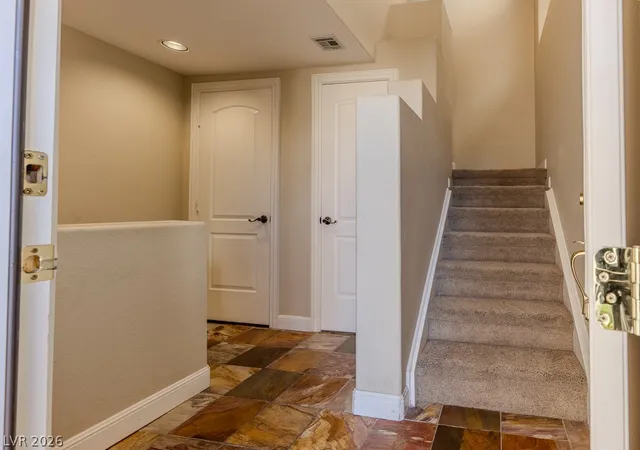 Listing Photo 4 - Condo for sale in building located at 7644 Vly Grn Dr, Las Vegas, NV 89149 - Unit #202