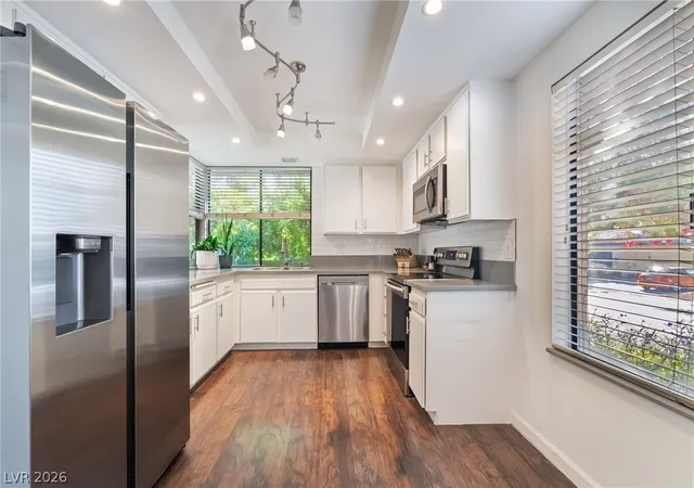 Photo 3 of Townhouse for sale at 3464 Manzano Cir, Las Vegas, NV 89121 | MLS# 2812522 | Listing updated on 2026-09-24