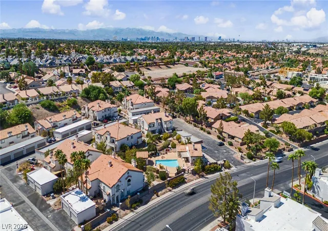 Condo for sale at 1674 Normandy Wy #NA, Henderson, NV 89014 | MLS# 2812554