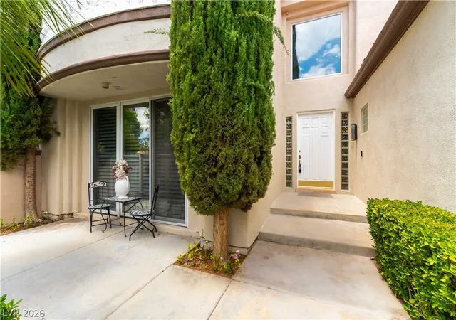 Photo 2 of Single family home for sale at 8240 Horseshoe Bend Ln, Las Vegas, NV 89113 | MLS# 2812051 | Listing updated on 2026-10-06