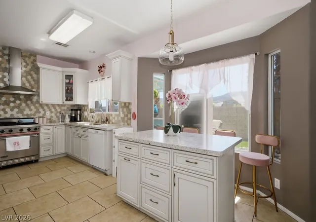 Photo 4 of Single family home for sale at 200 Oella Ridge Ct, Henderson, NV 89012 | MLS# 2812251 | Listing updated on 2026-09-07
