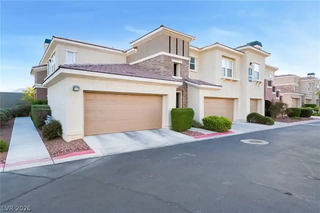 Listing Photo 1 - Condo for sale in 10809 Gdn Mist Dr located at 10809 Gdn Mist Dr, Las Vegas, NV 89135 - Unit #1074