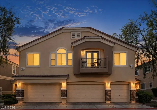 Townhouse for sale at 1080 Slate Crossing Ln #3, Henderson, NV 89002 | MLS# 2810624