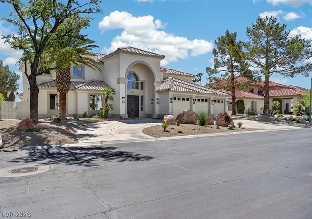 Photo 1 of Mansion for sale at 1504 Silver Oaks St, Las Vegas, NV 89117 | MLS# 2812773 | Listing updated on 2026-09-10