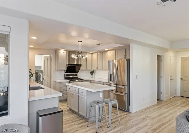 Photo 4 of Single family home for sale at 38 Diplomat Ct, Henderson, NV 89074 | MLS# 2812830 | Listing updated on 2026-09-09