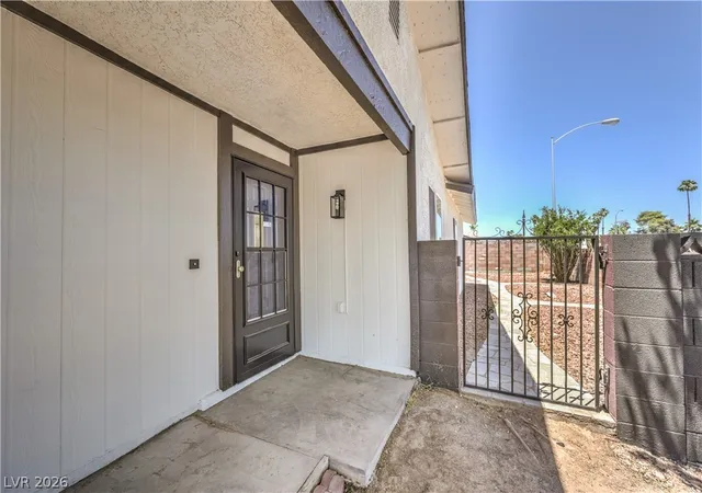 Photo 3 of Single family home for sale at 4370 Lariat Dr, Las Vegas, NV 89121 | MLS# 2812846 | Listing updated on 2026-09-02