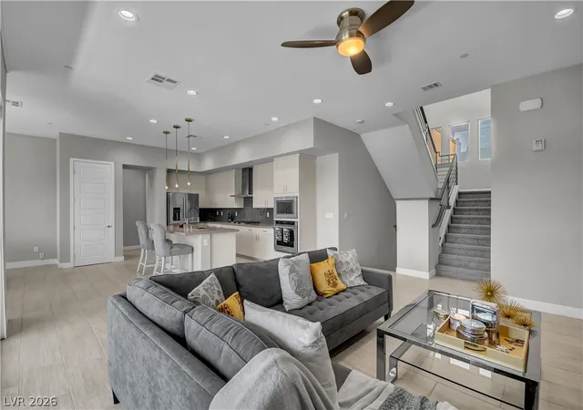 Photo 4 of Townhouse for sale at 1253 Cloud Tower St #102, Las Vegas, NV 89135 | MLS# 2811681 | Listing updated on 2026-09-12