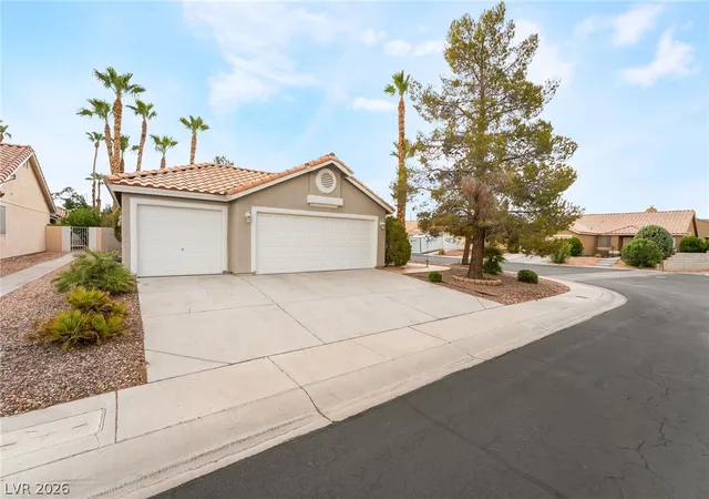 Photo 3 of Single family home for sale at 4866 Carefree Dr, Las Vegas, NV 89122 | MLS# 2813010 | Listing updated on 2026-09-15