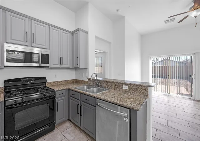 Photo 4 of Single family home for sale at 700 Bridgeford Ct, Henderson, NV 89011 | MLS# 2812548 | Listing updated on 2026-09-03