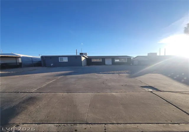 Photo 3 of Single family home for sale at 1421 Palm St, Henderson, NV 89011 | MLS# 2812991 | Listing updated on 2026-09-15
