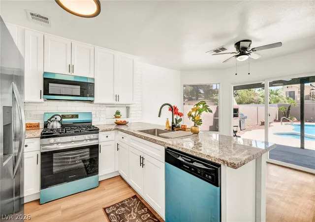 Photo 3 of Single family home for sale at 5322 Sandstone Dr, Las Vegas, NV 89142 | MLS# 2813046 | Listing updated on 2026-09-11
