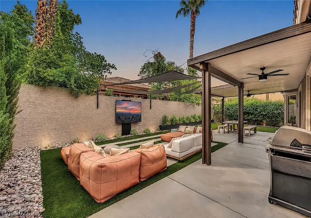 Photo 3 of Single family home for sale at 1617 Sun Ridge Dr, Las Vegas, NV 89117 | MLS# 2813034 | Listing updated on 2026-09-11