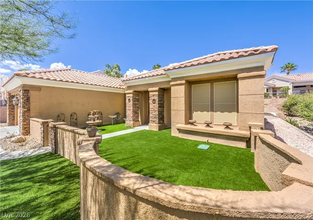 Photo 4 of Single family home for sale at 10832 Clarion Ln, Las Vegas, NV 89134 | MLS# 2809798 | Listing updated on 2026-09-07