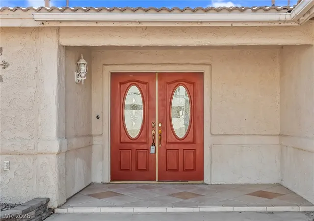 Photo 2 of Single family home for sale at 2063 Avalon Dr, Laughlin, NV 89029 | MLS# 2813126 | Listing updated on 2026-09-25
